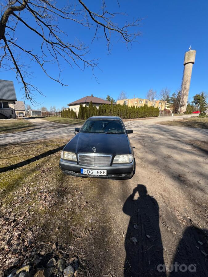 Mercedes-Benz C-Class W202/S202 Sedan