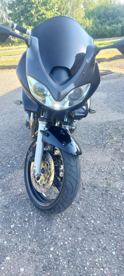 Suzuki GSF600S