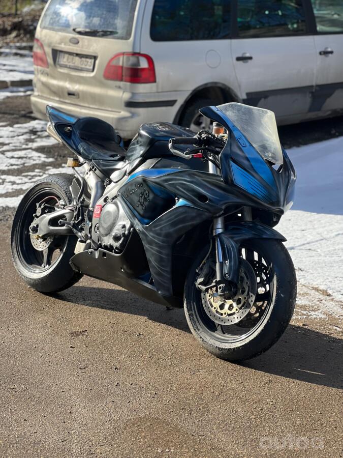 Honda CBR
