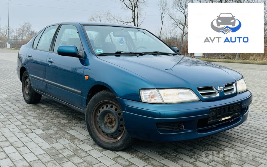 Nissan Primera P11 Sedan