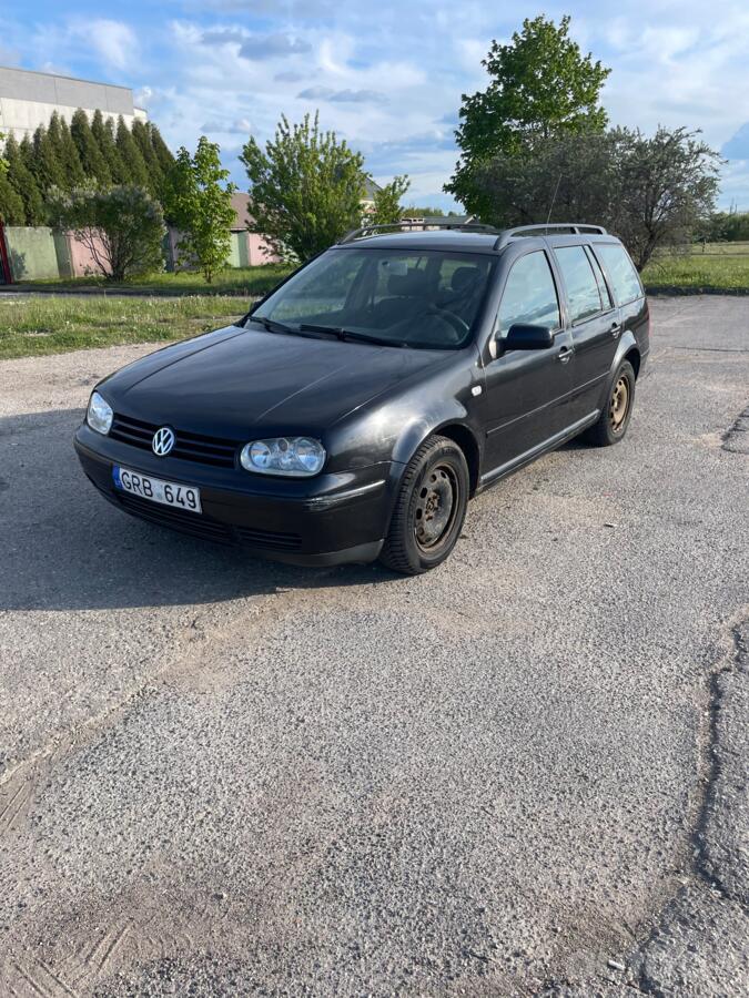Volkswagen Golf 4 generation wagon