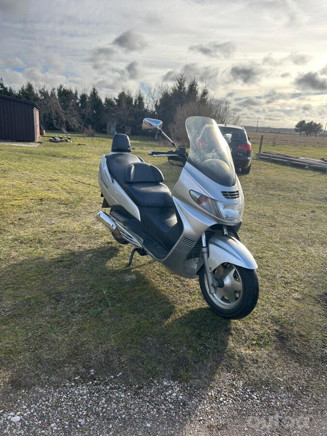 Suzuki Burgman