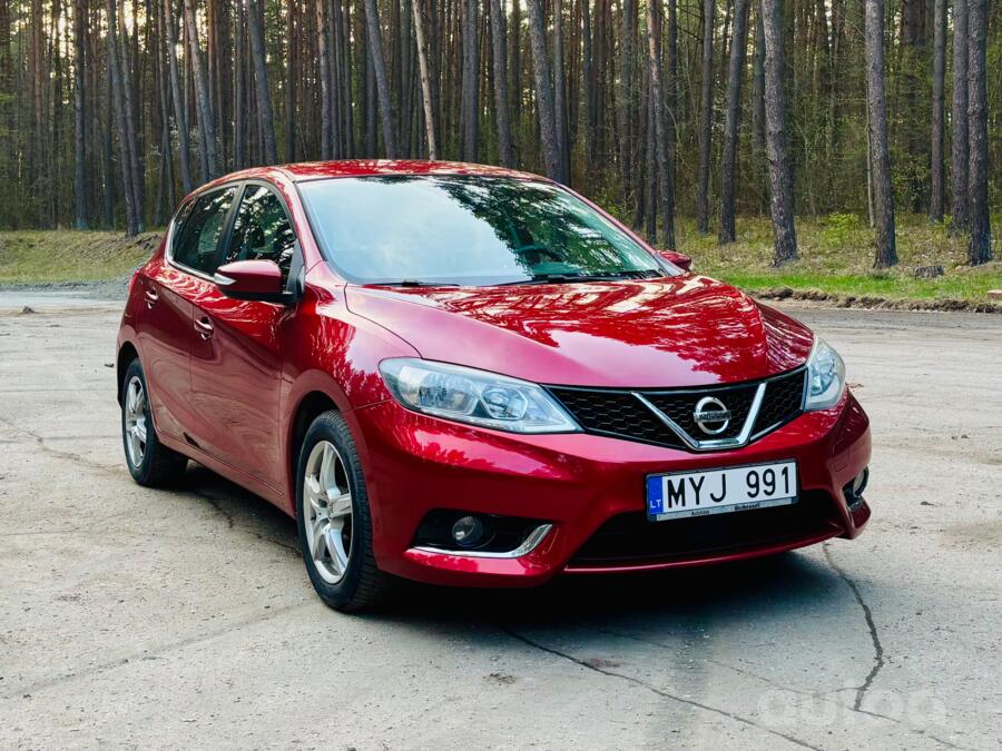 Nissan Pulsar NB17