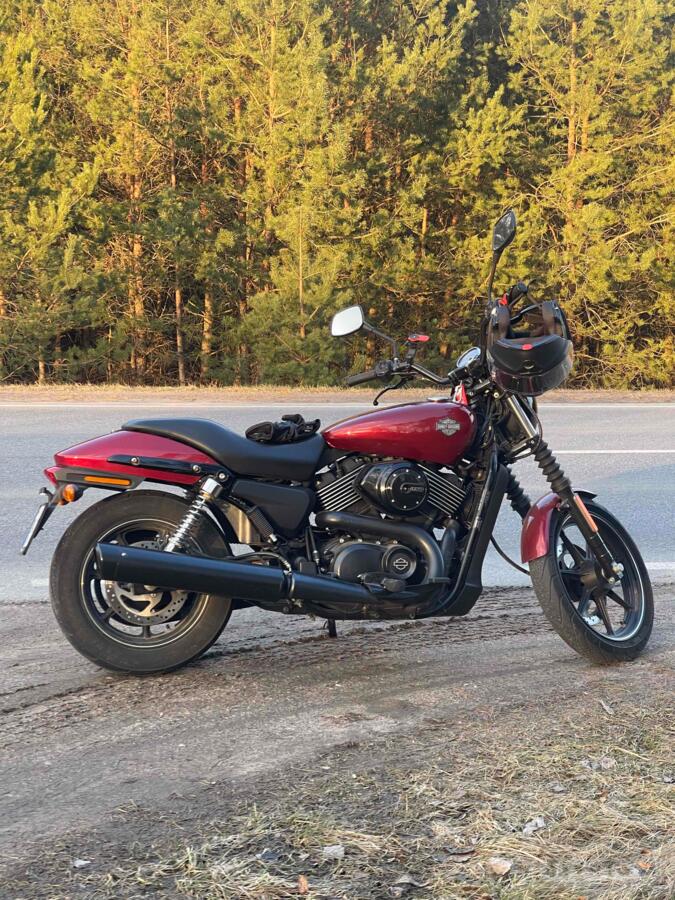 Harley Davidson Street