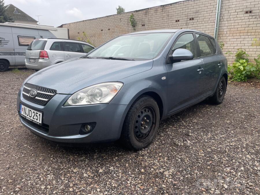 Kia Ceed 1 generation