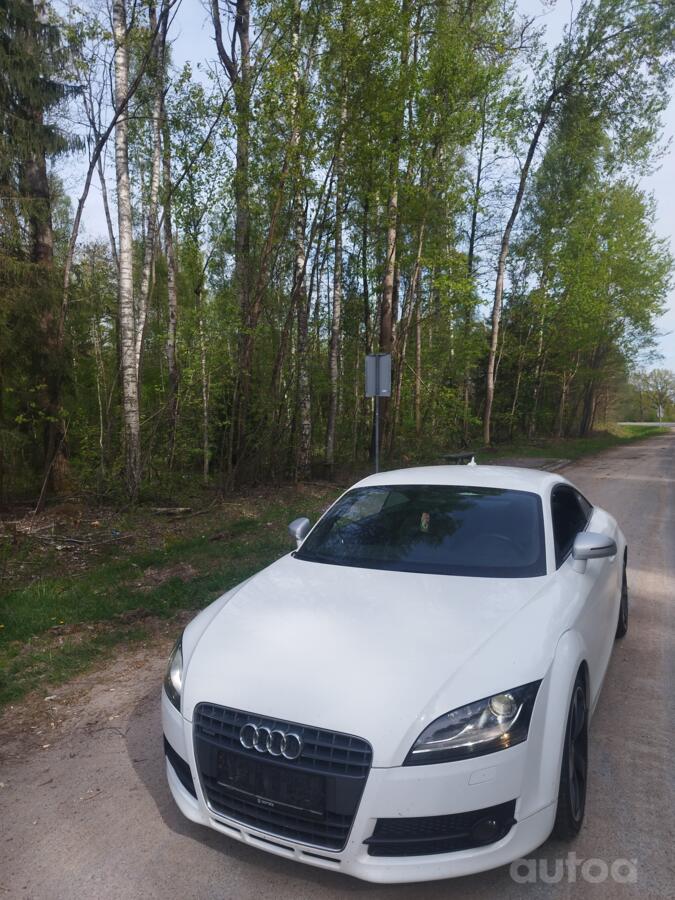 Audi TT 8J Coupe