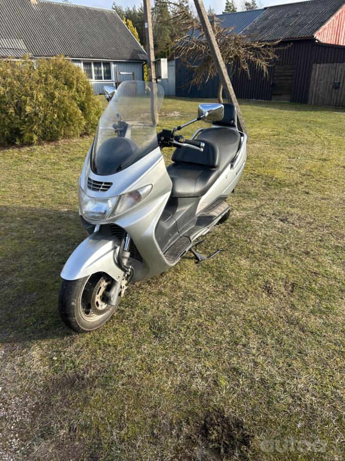 Suzuki Burgman