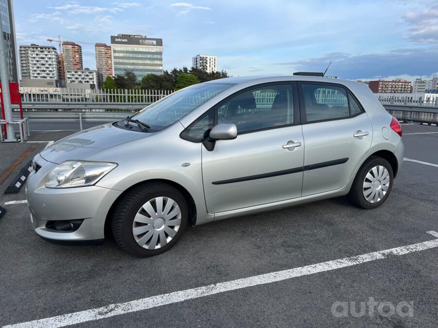 Toyota Auris 1 generation Hatchback 5-doors