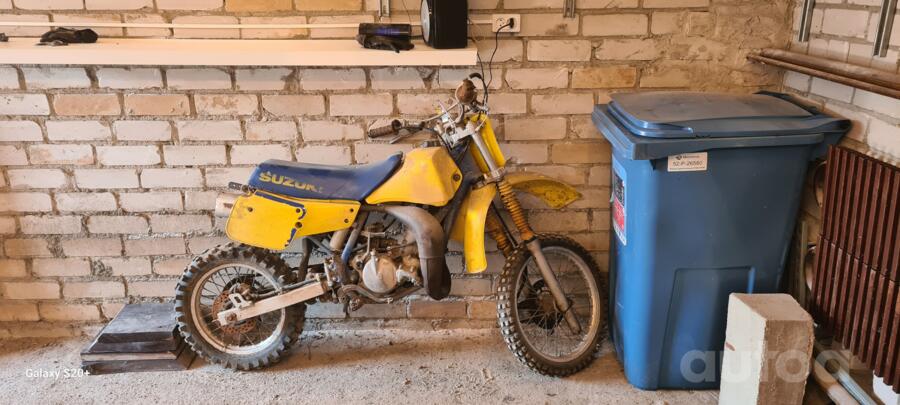 Suzuki RM