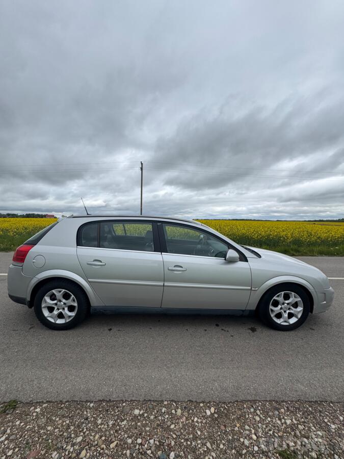 Opel Signum C Hatchback