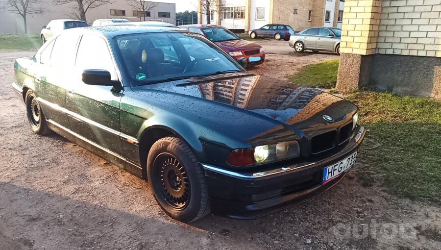 BMW 7 Series E38 Sedan