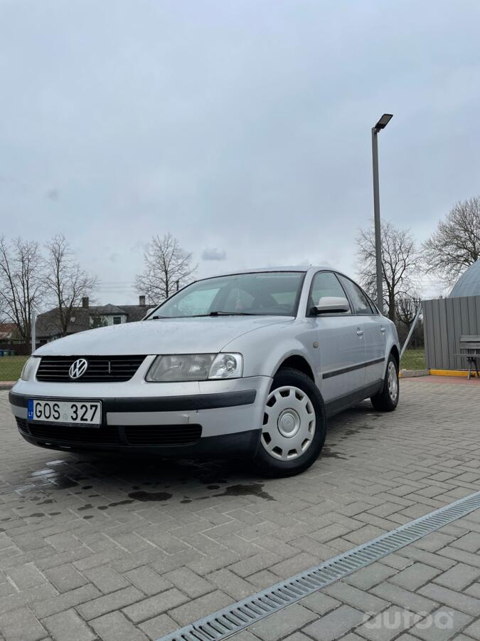 Volkswagen Passat B5 Sedan 4-doors
