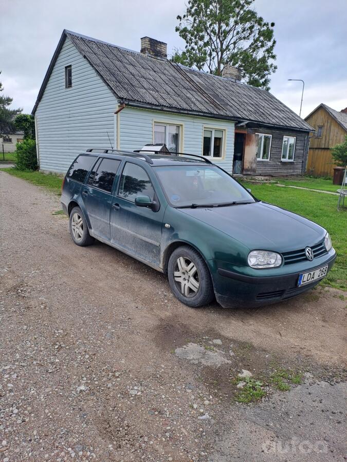 Volkswagen Golf 4 generation wagon