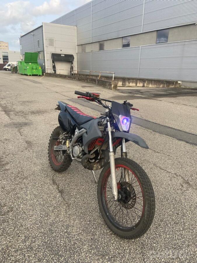 Yamaha DT