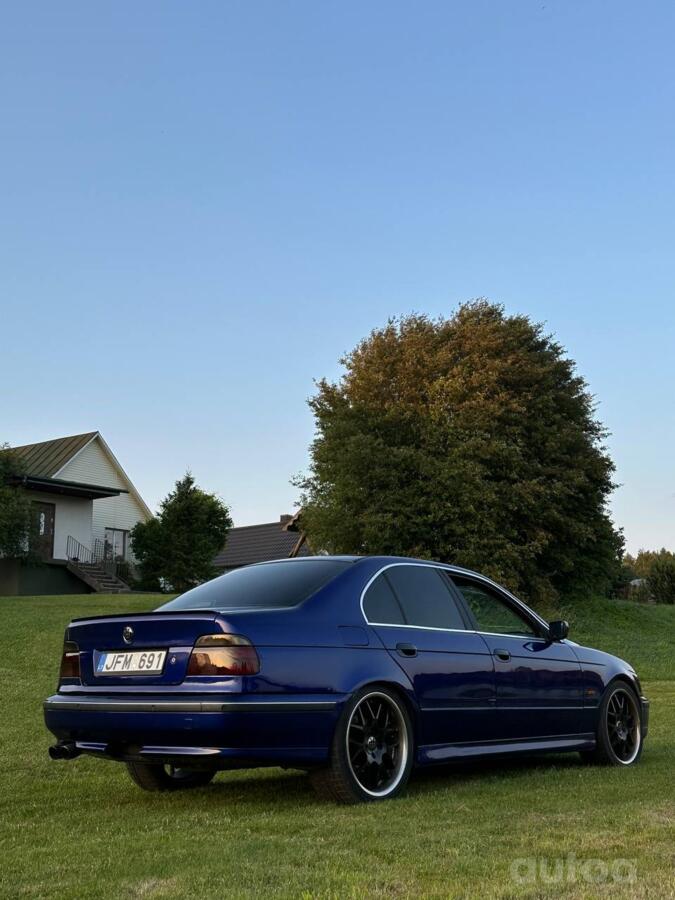 BMW 5 Series E39 Sedan 4-doors