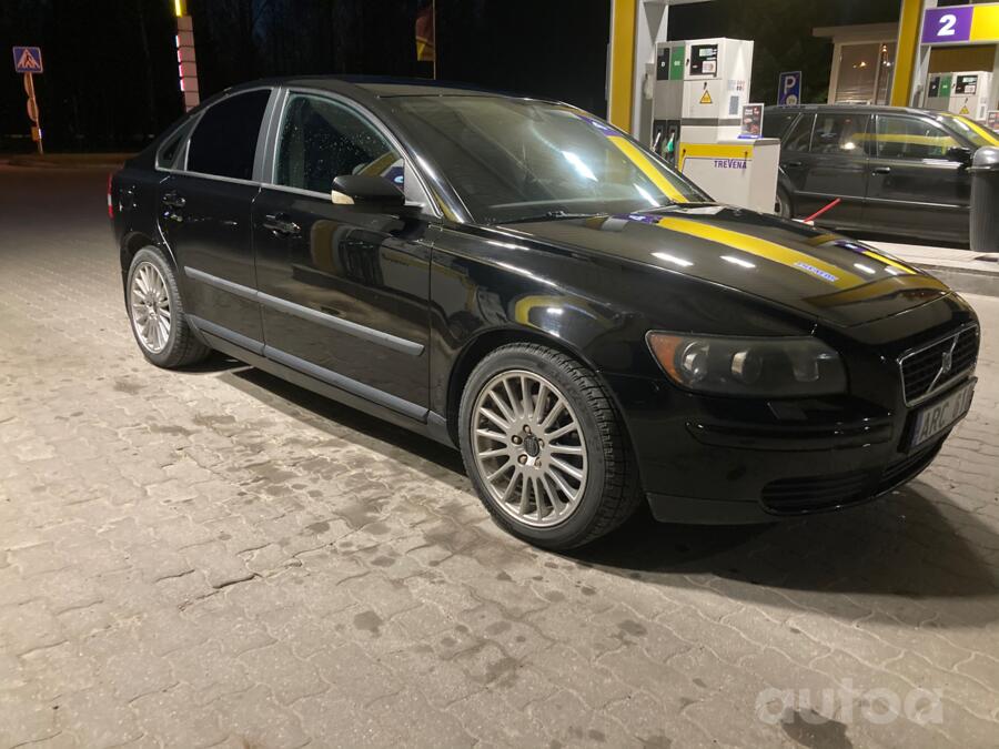 Volvo S40 2 generation Sedan