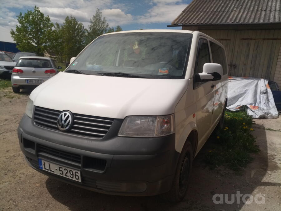 Volkswagen Transporter T5 Minivan 4-doors