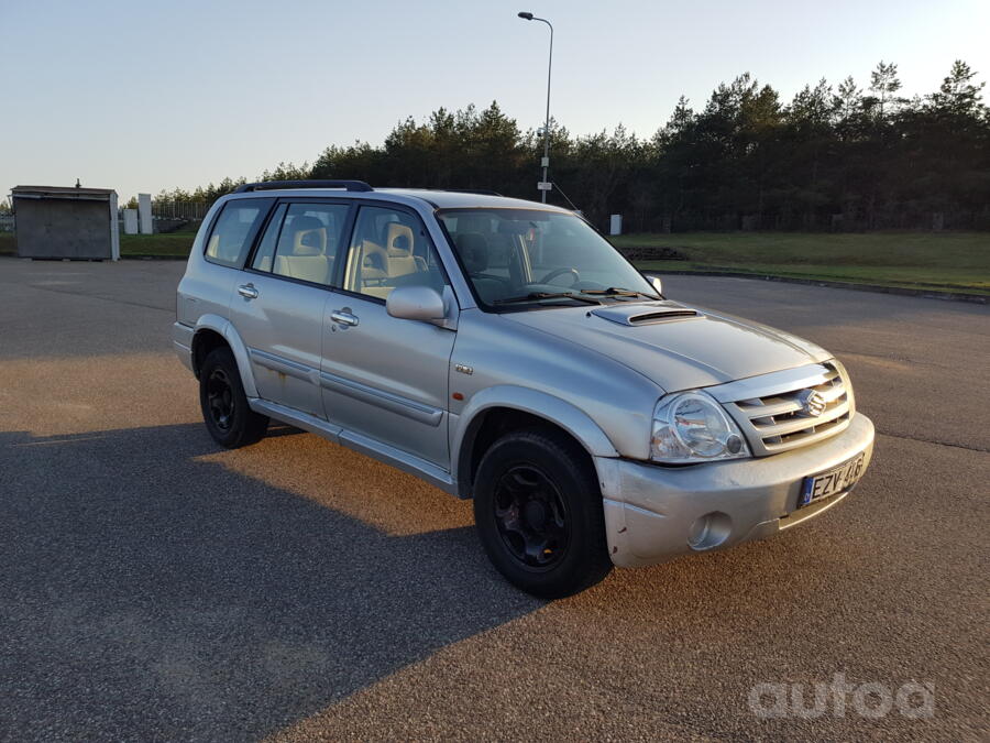 Suzuki XL7 1 generation Crossover