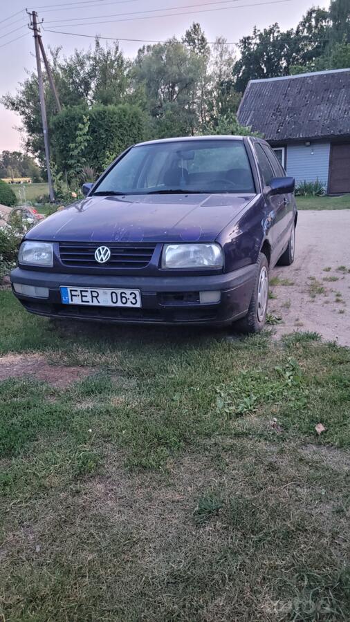 Volkswagen Vento 1 generation Sedan