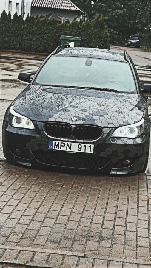 BMW 5 Series E60/E61 Touring wagon