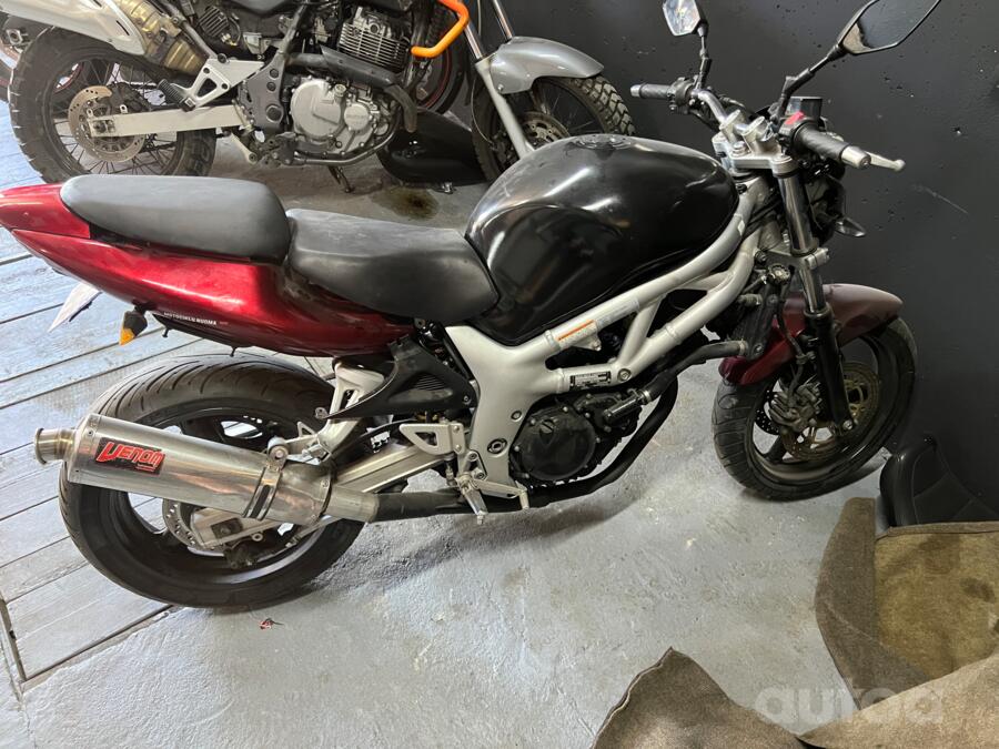 Suzuki SV