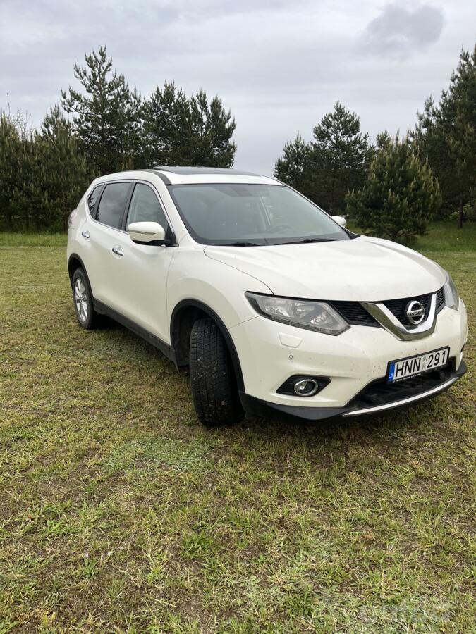 Nissan X-Trail T32 Crossover