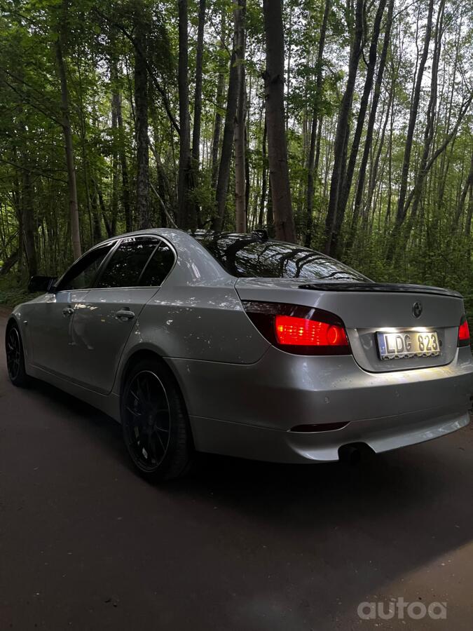 BMW 5 Series E60/E61 Sedan