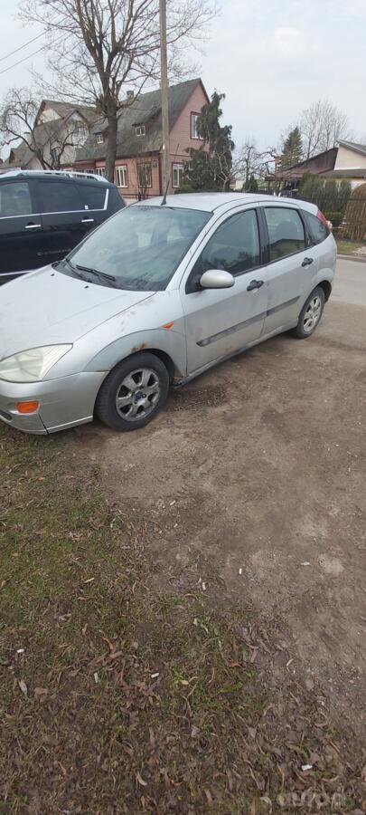 Ford Focus 1 generation Hatchback 5-doors