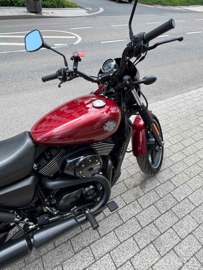 Harley Davidson Street