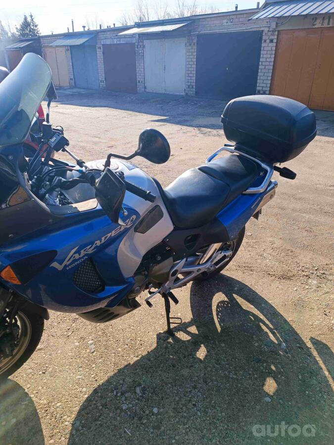Honda XL