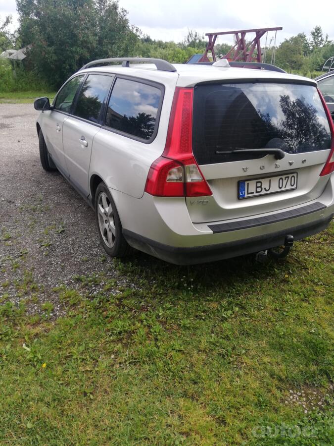 Volvo V70 3 generation wagon
