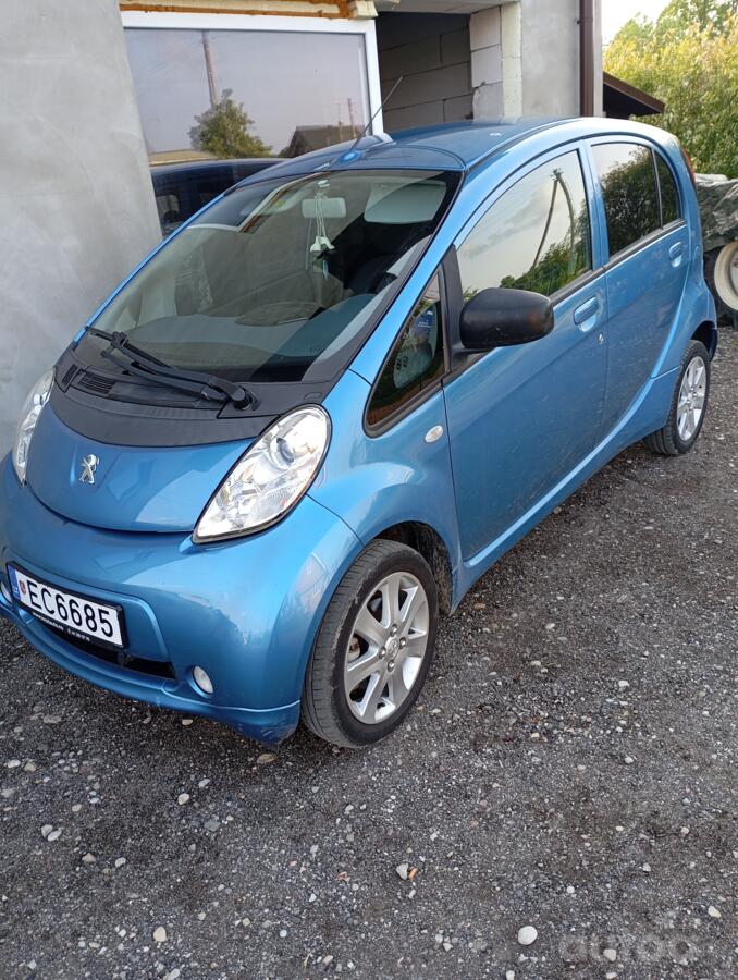 Peugeot iOn 1 generation