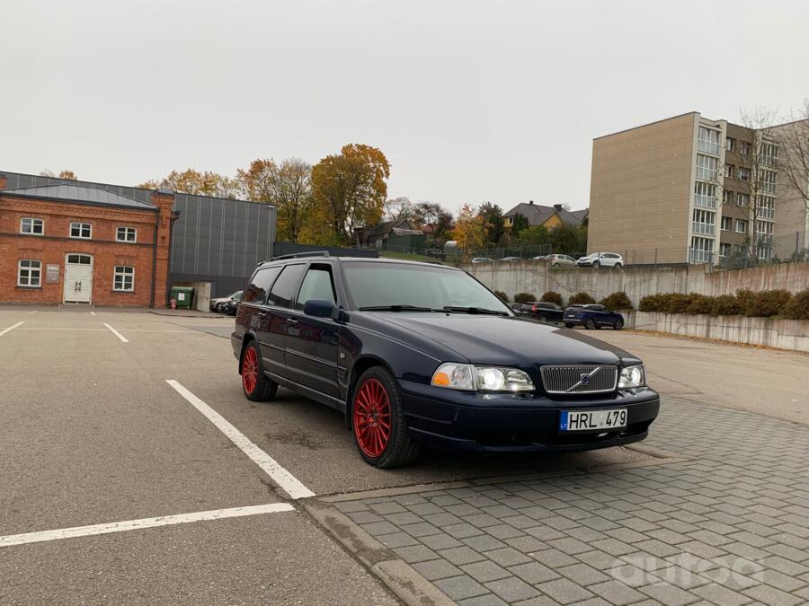 Volvo V70 1 generation wagon