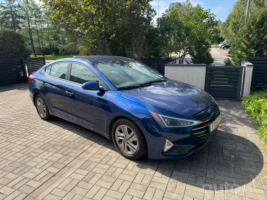 Hyundai Elantra AD Sedan