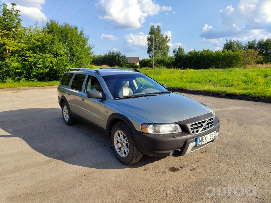Volvo XC70 3 generation wagon