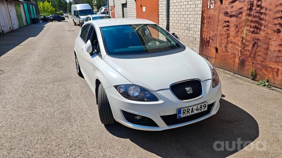 SEAT Leon 2 generation [restyling] Hatchback
