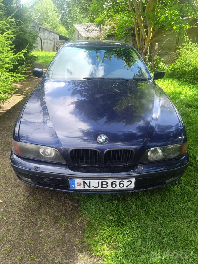 BMW 5 Series E39 Touring wagon