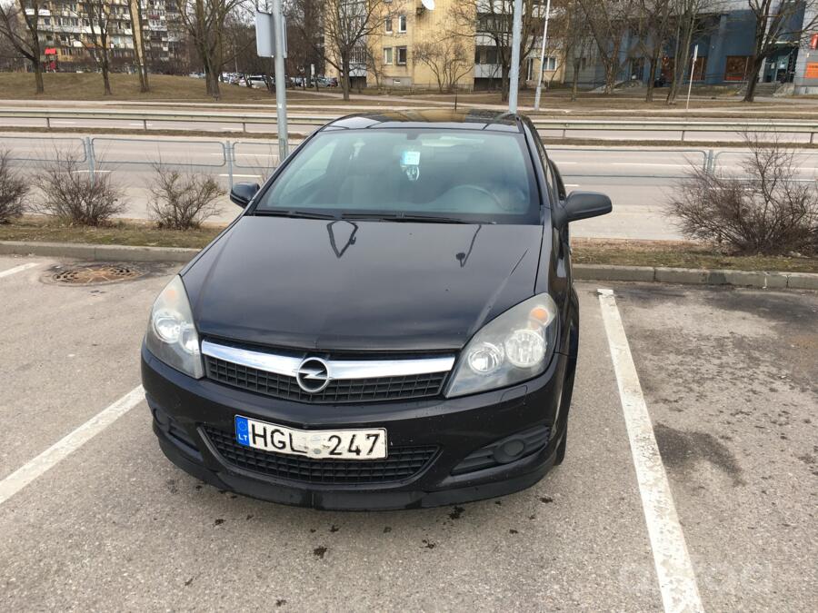 Opel Astra H Hatchback