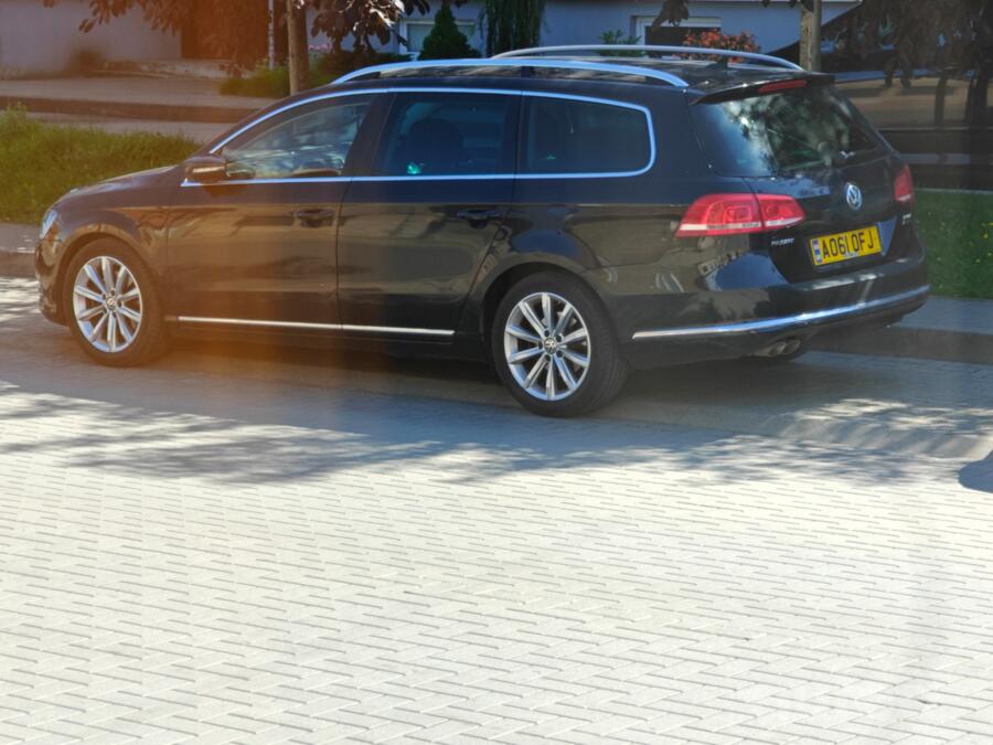 Volkswagen Passat Variant 1 generation wagon (5 doors)
