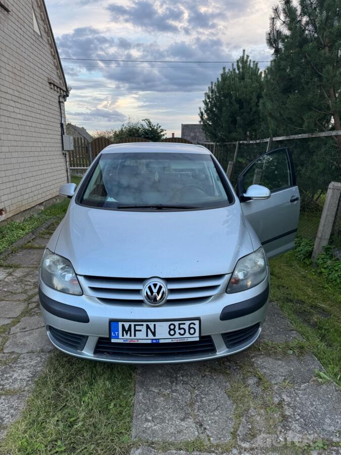 Volkswagen Golf Plus 1 generation