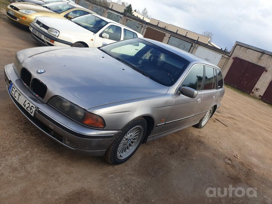 BMW 5 Series E39 Touring wagon