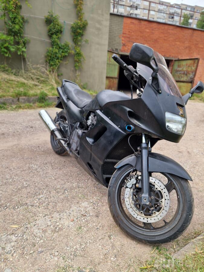 Kawasaki GPZ