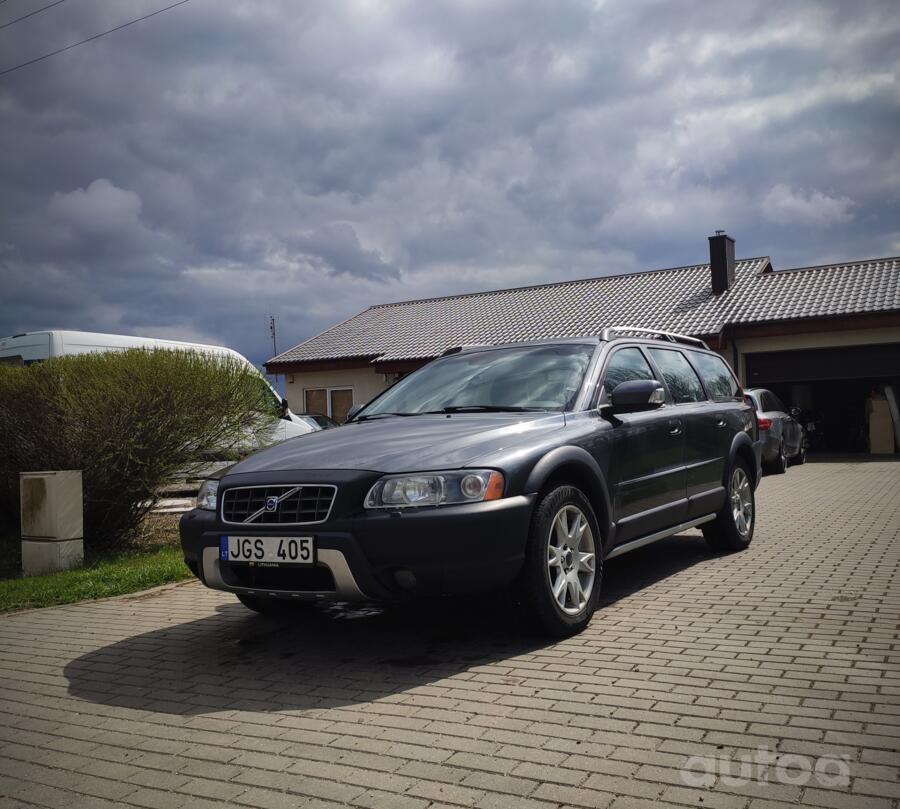 Volvo XC70 2 generation [restyling] wagon