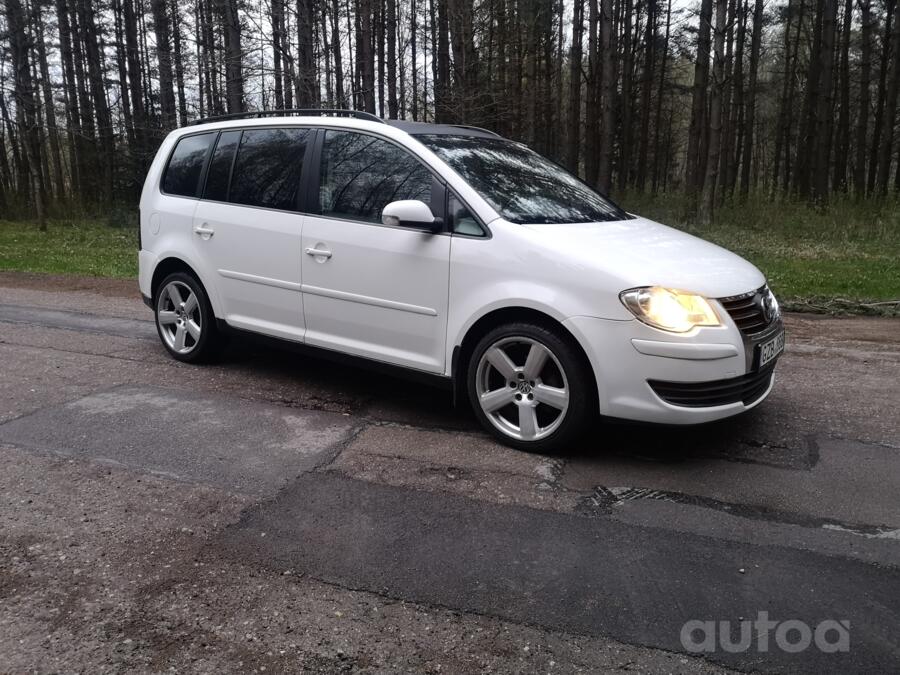 Volkswagen Touran 1 generation [restyling] Minivan 5-doors