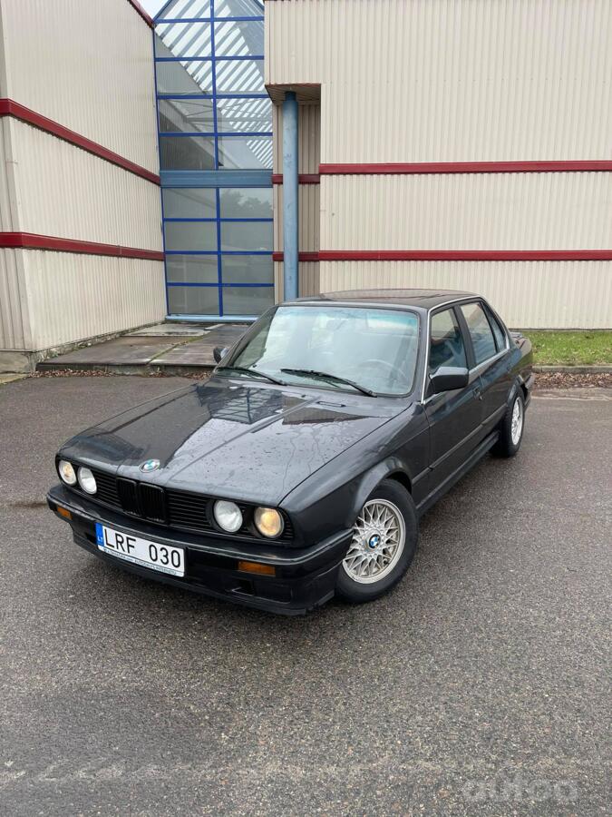 BMW 3 Series E30 [restyling] Sedan