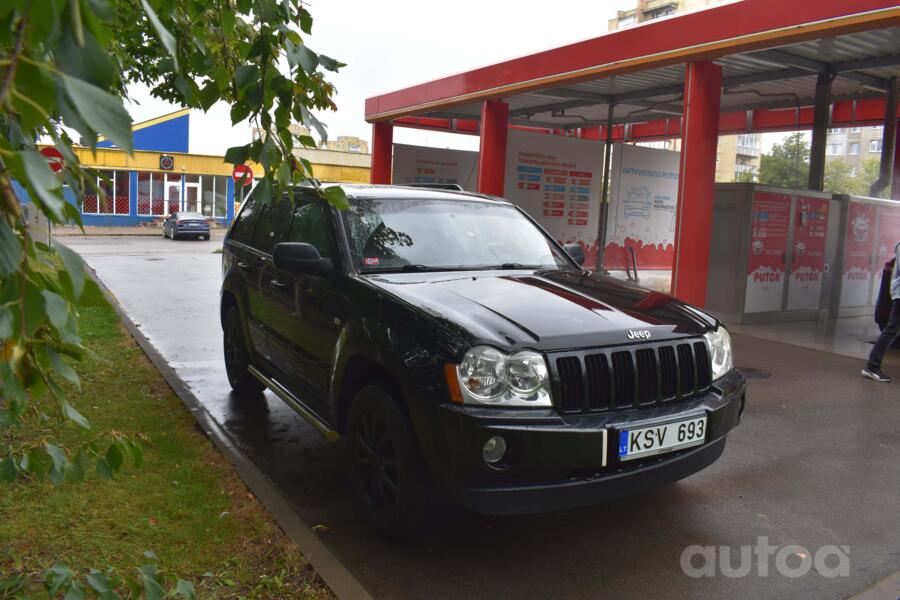 Jeep Cherokee KK SUV
