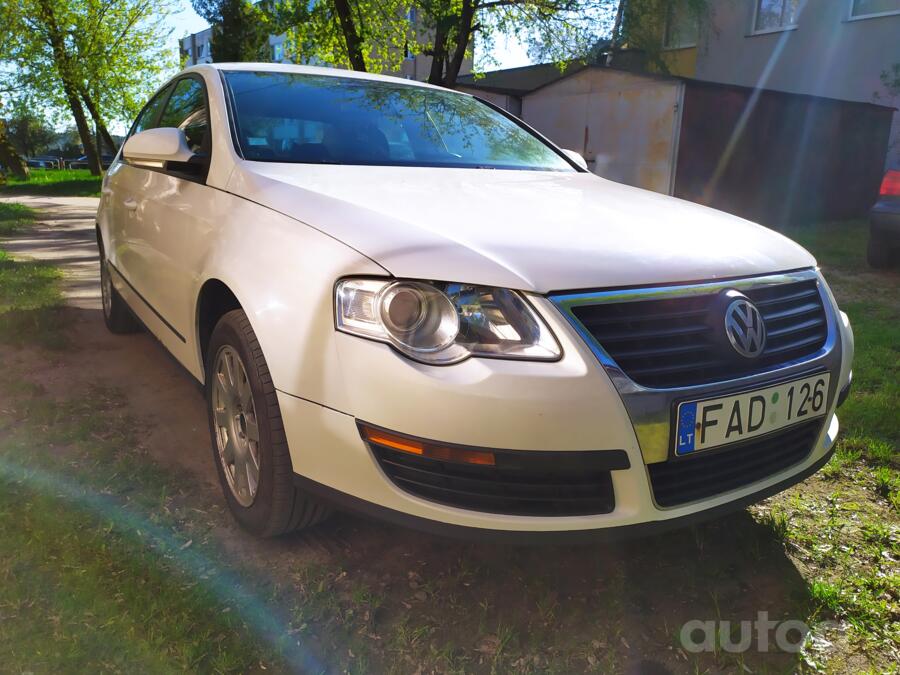Volkswagen Passat B6 Sedan 4-doors