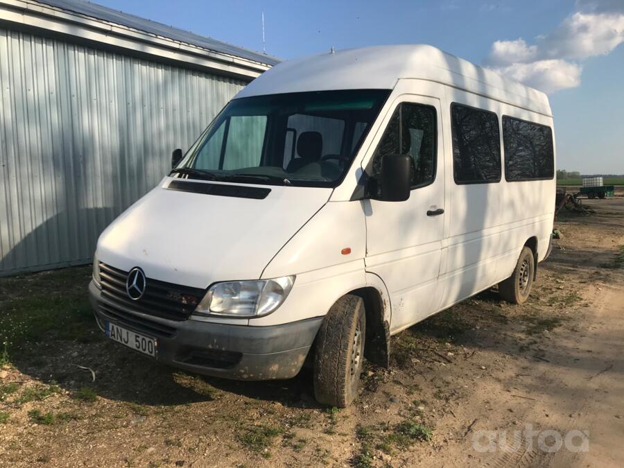 Mercedes-Benz Sprinter First generation