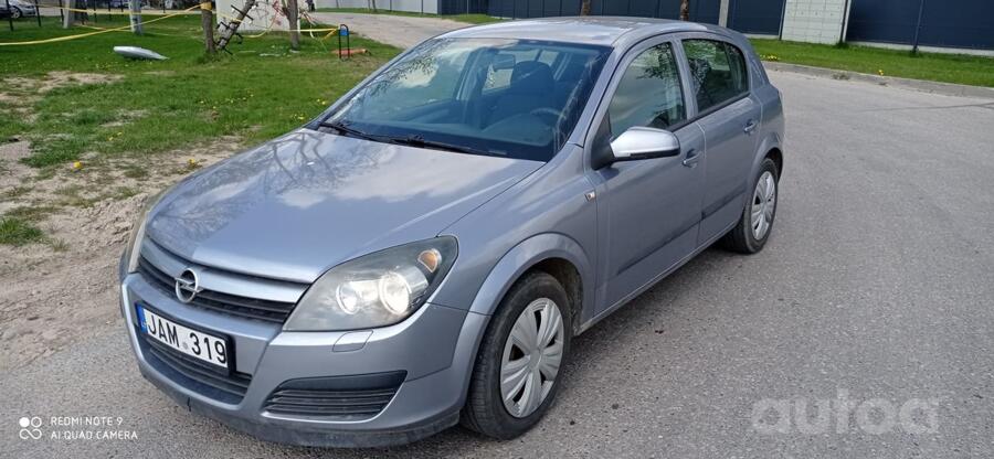 Opel Astra H Hatchback