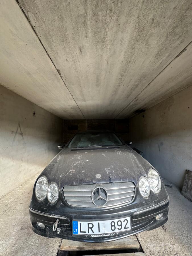 Mercedes-Benz CLK-Class C209 Coupe-Hardtop
